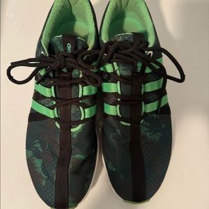 Women’s Adidas shoes